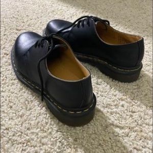 Dr. marten Lace Up